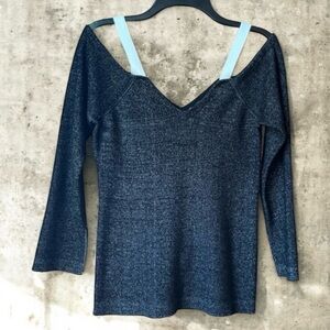 Venus Cold Shoulder Top